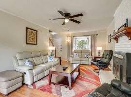 Quiet Family Home w/ Yard! 9 Mi to Dtwn Greenville