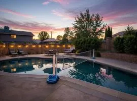 4BR Home for Groups Private Pool and Games