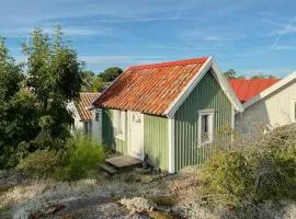 Historic Cabin By Landsort Lighthouse