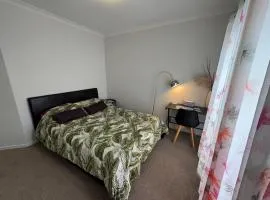 Quite and Cozy Room