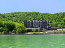 Macara Lake Park
