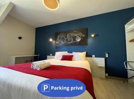 Brit Hotel du Parc Niort Centre-Parking gratuit，位于尼奥尔的酒店