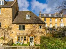 4 Crown Cottages