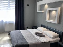 Avto Spa，位于赫梅利尼茨基的酒店