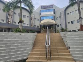 Hotel Izzy Stay，位于马普托的酒店