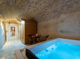 Castello Room & Spa，位于卡利亚里的酒店