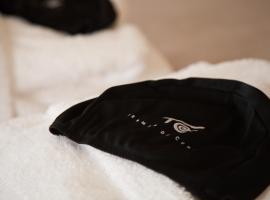 Termas de Cuntis - Hotel Castro do Balneario，位于Cuntis的酒店