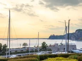 Portopiccolo Avolare Apartment Castel BelView