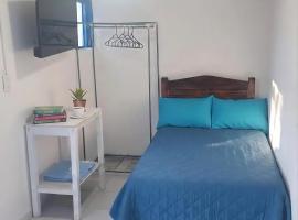 Habitación acogedora y tranquila，位于科米坦德多明格斯的酒店