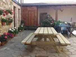 托萨德山谷乡村民宿