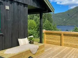 Elevated Cabin With Sauna By Lake Tinnsjøen