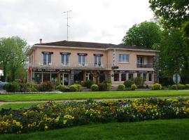 Hotel Bar Tabac Point Chaud L'Ecureuil，位于圣保罗恩波恩的酒店