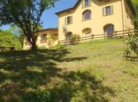 Casa Vacanza Cascina Ronco-natura e relax vicino Lago di Como