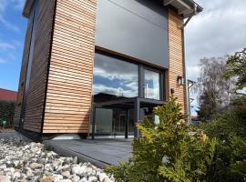 Tiny House 5 Seestern，位于弗里斯特的酒店