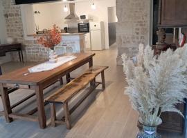 Maison cosy esprit campagne，位于吕松的酒店
