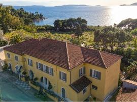 Hôtel de La Fossette，位于勒拉旺杜的酒店