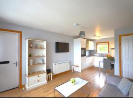 Cozy 1 bed flat in Stornoway，位于斯托诺韦的酒店