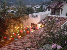 Casa Luna Jalcomulco，位于Jalcomulco的酒店