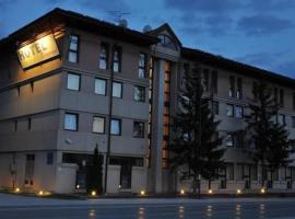 hotel yu，位于Sarajevo的酒店