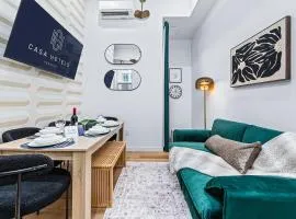 The McCaul by Casa Hotels - Brand New Suite in DT near CN Tower