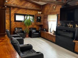 Beautiful cabin surrounded by nature，位于卡茨基尔的酒店