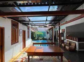 Sabi House Kates