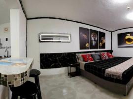 Book & Sleep Cancun，位于坎昆的酒店