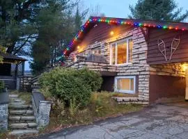 Charmant Chalet HUOT à Sainte-Lucie des-Laurentides
