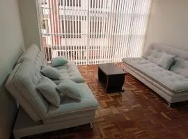 Bello Departamento de 3 Habitaciones, comodo, cerca a la laguna de COTA COTA, en edificio nuevo, totalmente equipado
