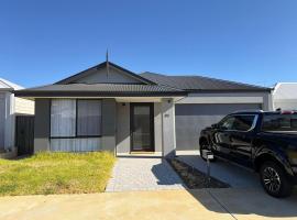 Lakelands Escape Enjoy the best of Mandurah，位于Singleton的酒店