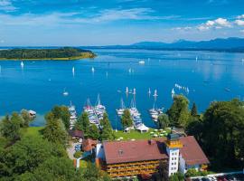 Yachthotel Chiemsee GmbH，位于基姆湖畔普林的酒店