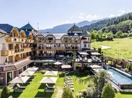 Tevini Dolomites Charming Hotel