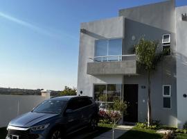 Tu escapada perfecta en Cocoyoc, Jacuzzi, Asador y jardín privado，位于瓦兹特佩克的酒店