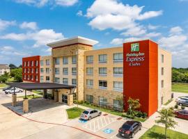 Holiday Inn Express & Suites Forney，位于Forney的酒店