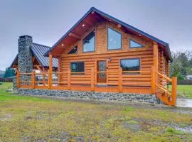 Pavilion w/ Hot Tub! ‘Trybett Cabin 2’ in Forks