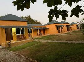 Chital lodge，位于奇旺的酒店