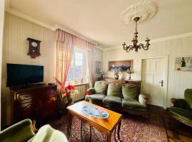 Spacieuse maison à Bitche de 300 m² avec 8 chambres，位于比奇的酒店