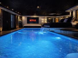 Bed & Wellness Malina Deluxe zwembad suite，位于莱利斯塔德的酒店