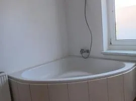 Charmant 90 E