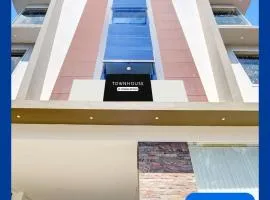 Super Townhouse Trivandrum Padmanabhaswamy Temple Formerly Rezt N Relaz Inn