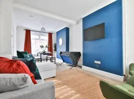 Cosy 3-Bedroom House Near Caerphilly Castle