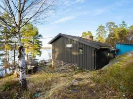 Nice Home In Risør With House Sea View