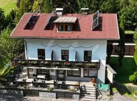 Tattoo PENSION mit Restaurant und Tattoo-Studio