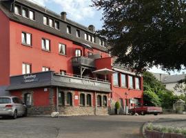 Hotel Kachelburg，位于迪布利希的酒店