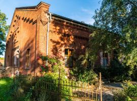 Ferienwohnung Sophienhof，位于Loitz的酒店