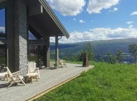 Mountain Cabin With Panoramic Views And Sauna