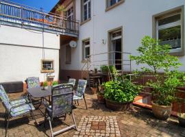 Ferienwohnung Renchglück，位于Renchen的酒店