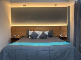 Hotel Brisas Express，位于圣克里斯托瓦尔-德拉斯卡萨斯的酒店