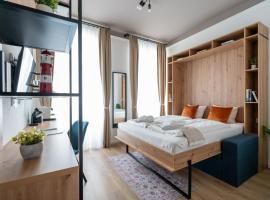 MIMIs Lakeside Rooms - NEWLY RENOVATED，位于格蒙登的酒店