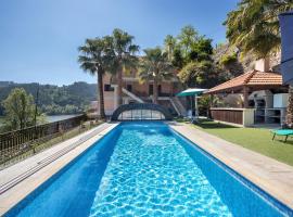 Porto Douro - appartement 1，位于Crestuma的酒店